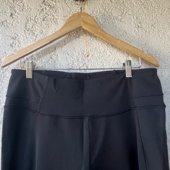 Lululemon Black Yoga Pants – new - Picture 3 of 4